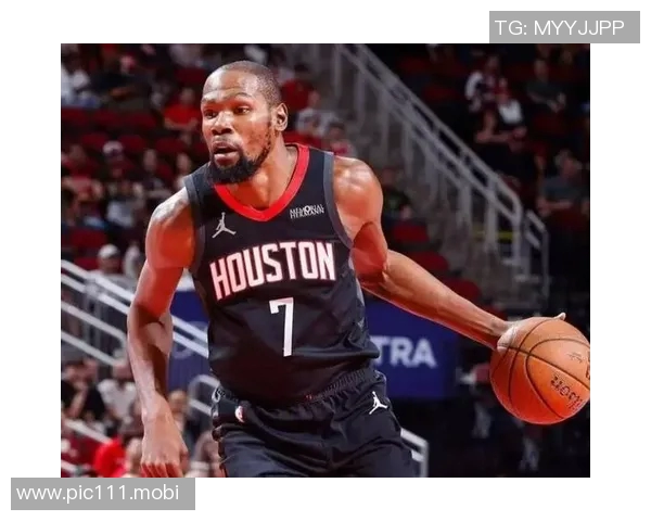 杜兰特狠怼申京脑残粉：更衣室兄弟在乎我 你这臭跟班永远进不去